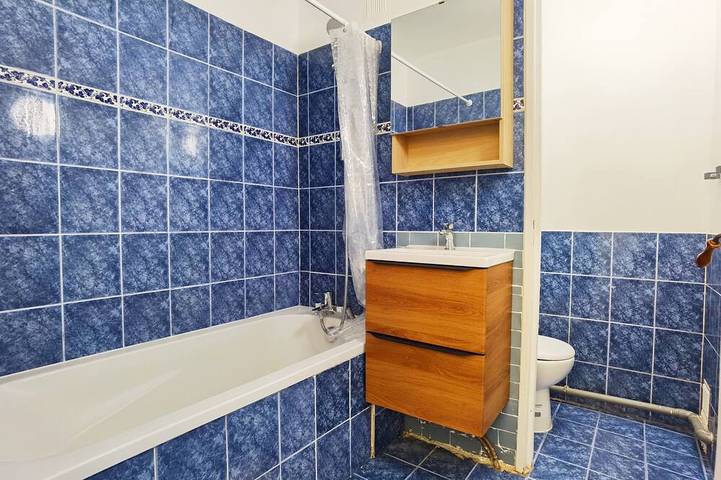 Ganze Wohnung, Bright Studio Near Paris Expo & Metro / Elevator in Vanves, Hauts-de-Seine