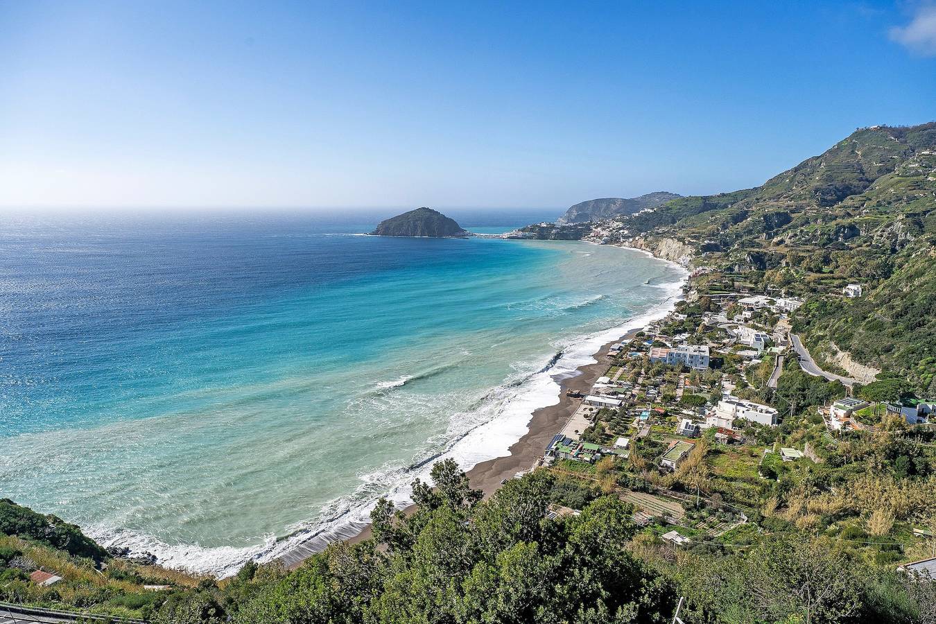 La Casa Quattrocchi in Lido di Maronti, Barano d'Ischia