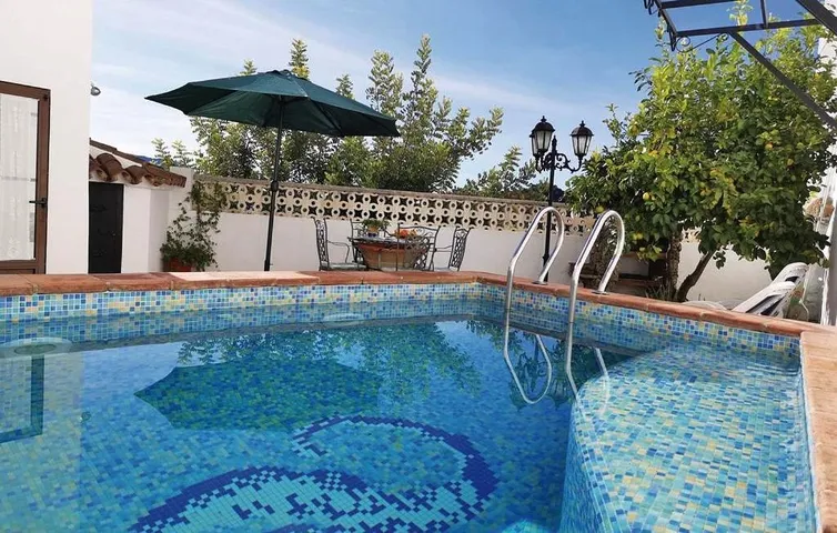 Appartement de vacances pour 4 personnes, avec terrasse ainsi que piscine et vue, animaux acceptés - 1