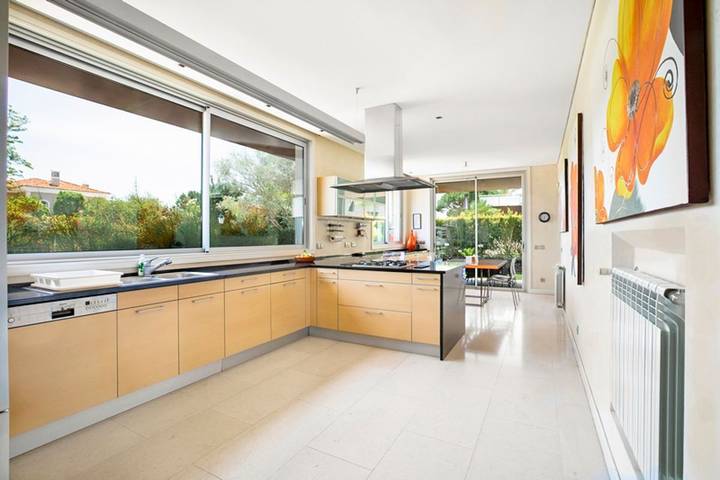 Villa für 10 Personen, mit Sauna und Terrasse sowie Garten in Faro - 4