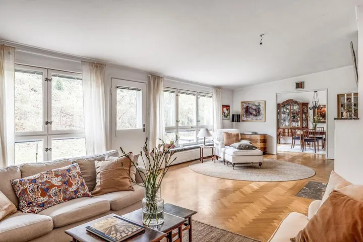 Villa für 10 Personen, mit Ausblick und Terrasse sowie Garten - 1
