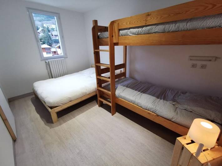 Hôtel pour 2 personnes, avec jardin et terrasse à L'Argentière-la-Bessée - 3