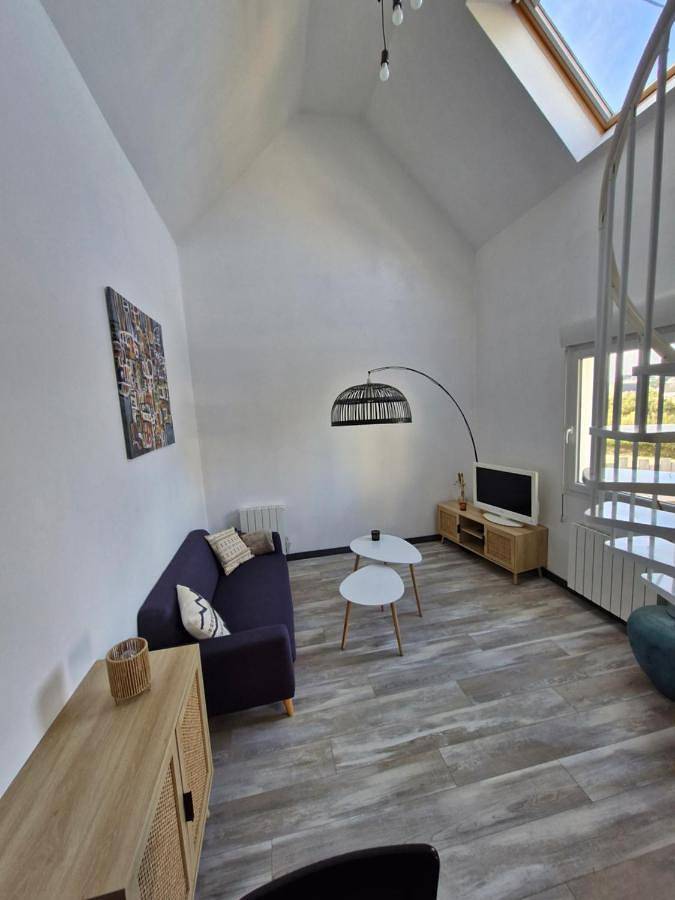 Location de vacances pour 2 personnes, avec terrasse et jardin dans Plage De Kervenni Plouguerneau - 3