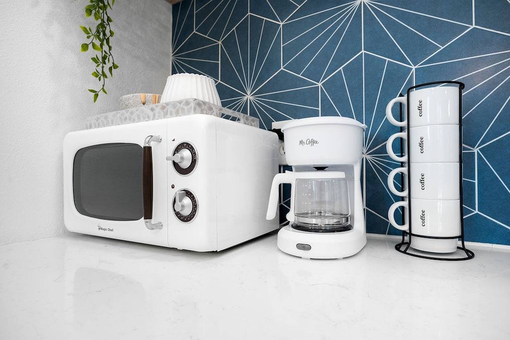 Pool House Paradise - 1Bd / 1 Bath - Near Ttu in Lubbock, Lubbock County