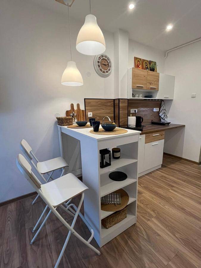 Gîte pour 4 personnes, avec vue et terrasse à Vršac