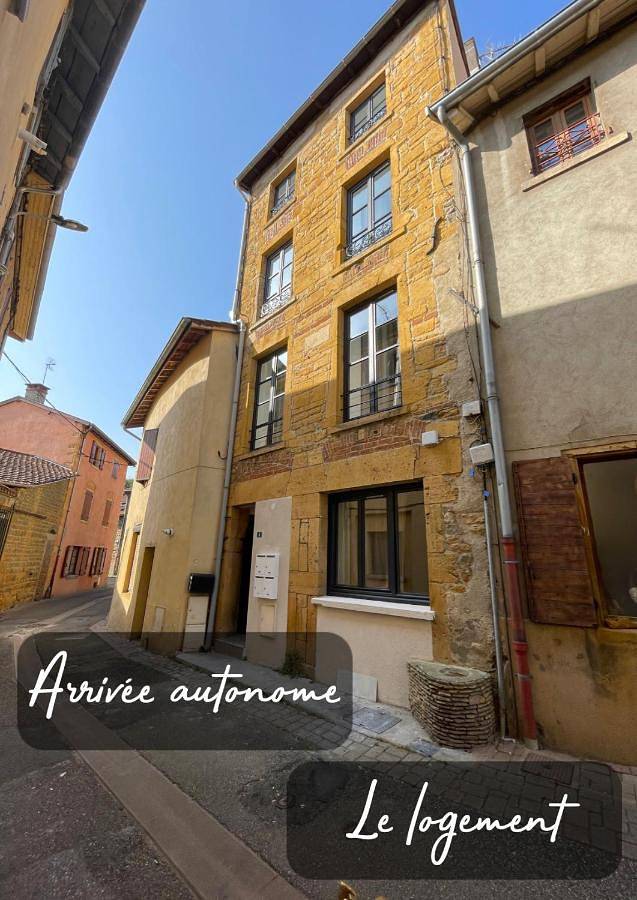 Appartement entier, One-Bedroom Apartment in Sain-Bel, Lyon et ses environs