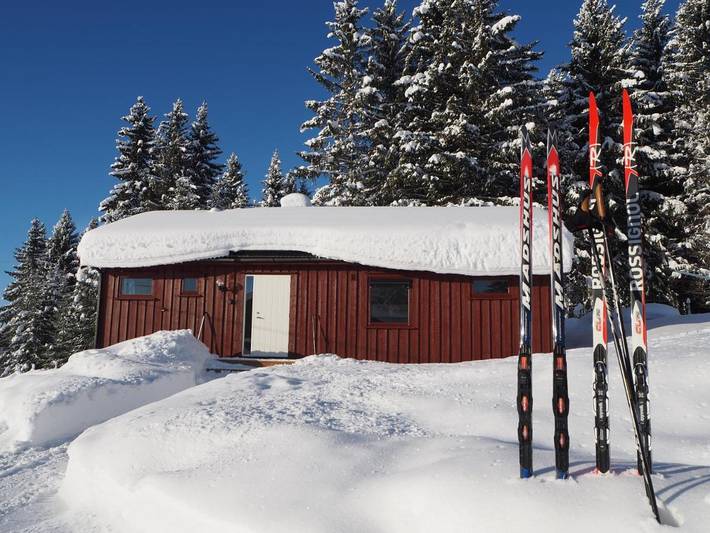Vakantiewoning voor 5 personen, with uitzicht and tuin as well as uitzicht op het meer in Lillehammer