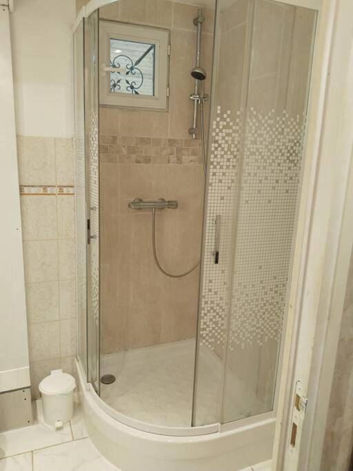 Gîte pour 5 personnes, avec terrasse à Aussonne - 4