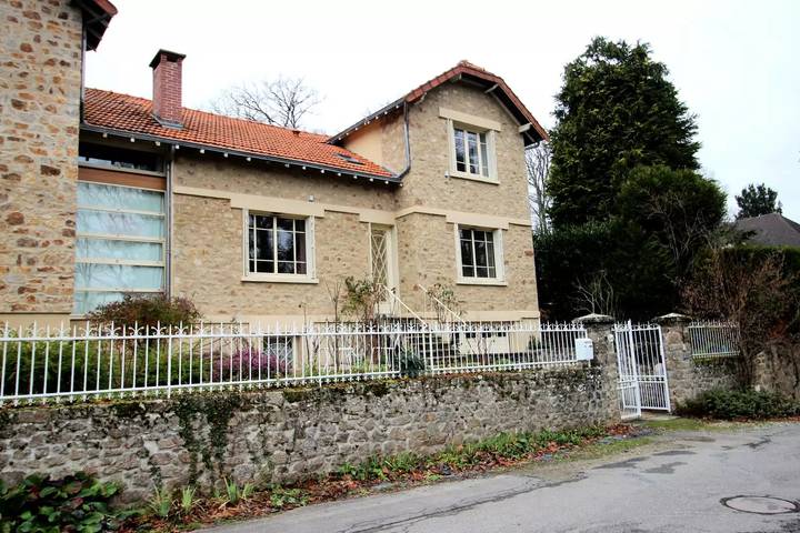Gîte pour 4 personnes, avec terrasse à Nieul