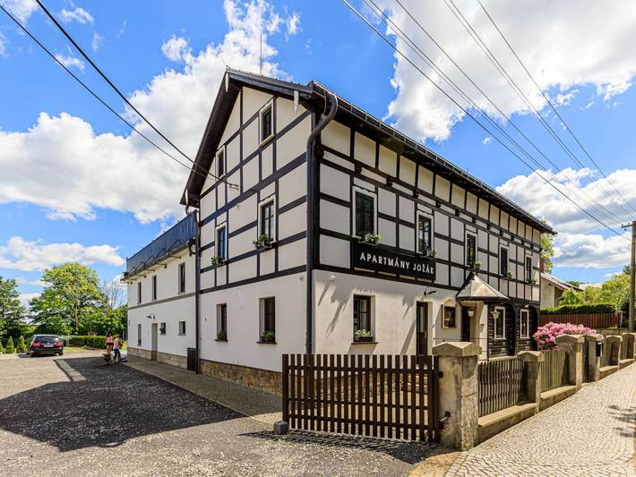 Ferienwohnung für 4 Personen, mit Terrasse und Garten im Erzgebirge (Tschechien) - 2