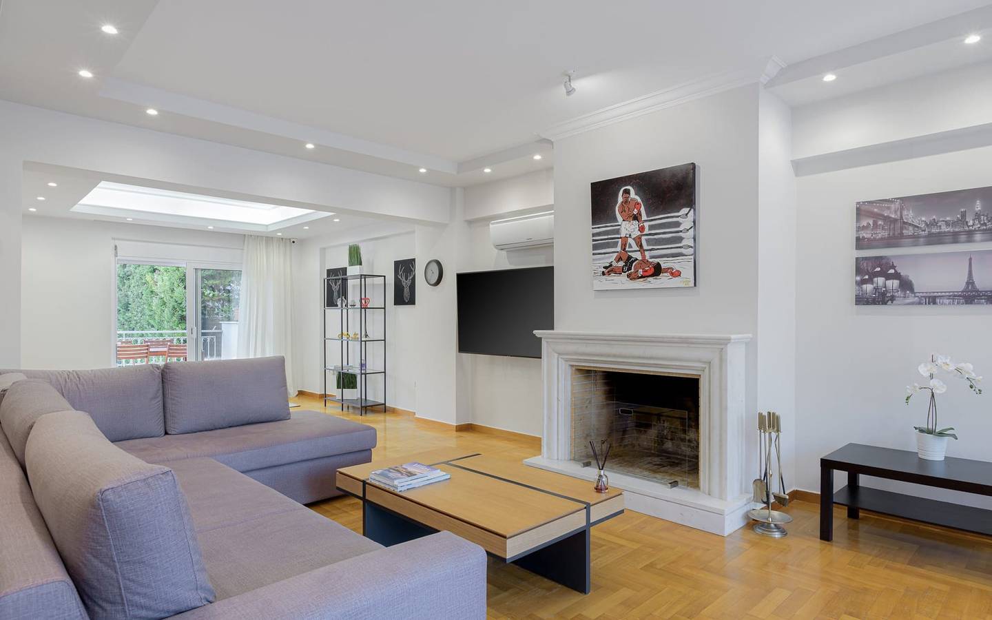 Luxury Athens Villa | Villa Vesper | 5 Bedrooms | Private Pool & Jacuzzi in Voula, Regionalbezirk Ostattika