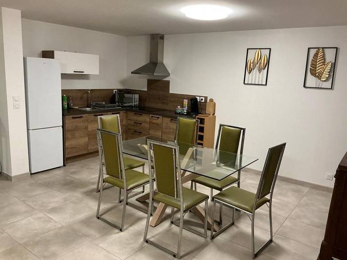Location de vacances pour 6 personnes, avec jardin à Saint-Julien-de-Peyrolas - 4