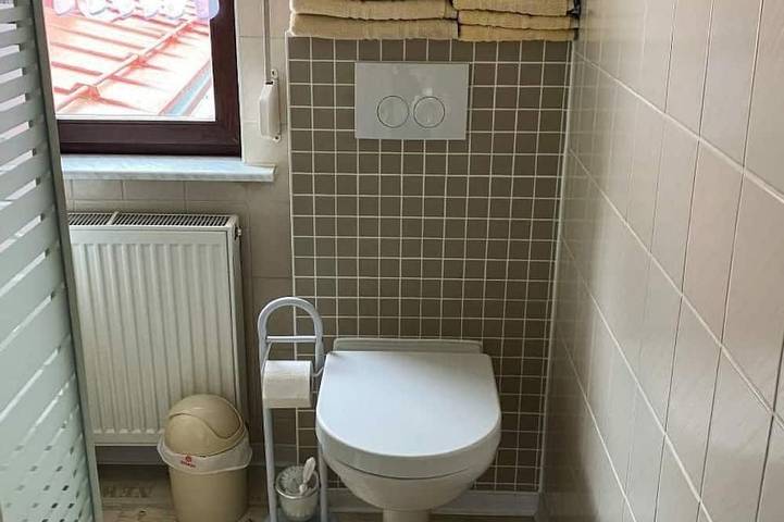Ferienwohnung für 2 Personen, mit Terrasse und Garten in Waltershausen - 4