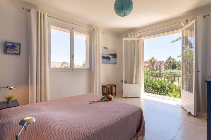 Ganze Wohnung, Le Roumanille in Saint-Aygulf, Frejus