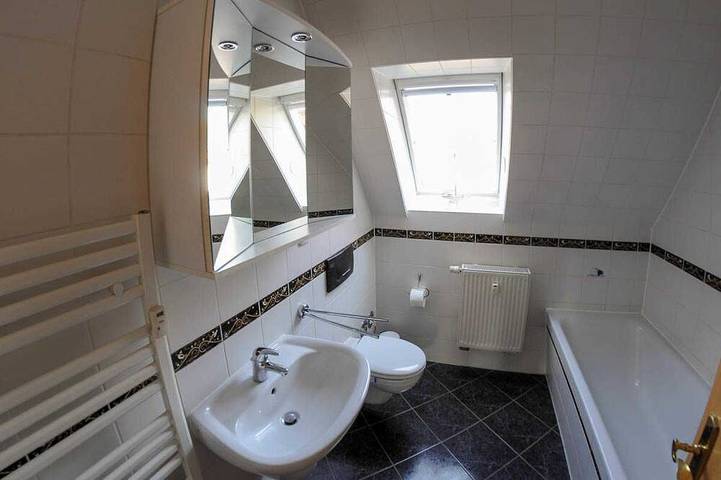 Ferienwohnung für 8 Personen, mit Sauna und Garten in Greifswald - 4