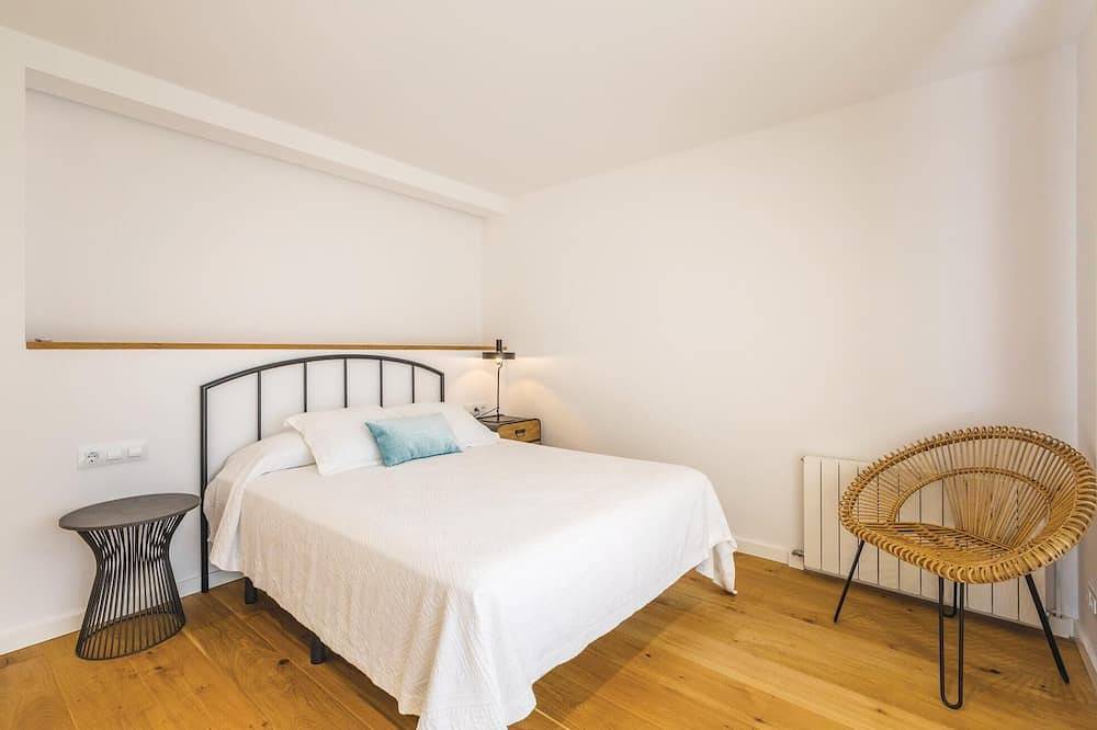 Beach front home in Alella in Alella, Costa del Maresme