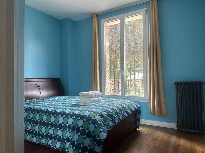 Location de vacances pour 8 personnes, avec jacuzzi et jardin, animaux acceptés à Livry-Gargan - 3