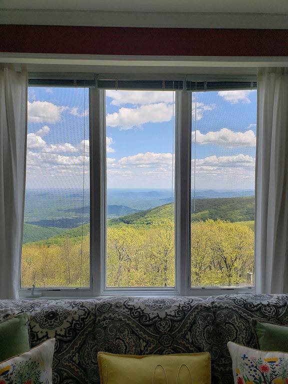 Ganze Wohnung, View from the Top in Wintergreen, Nelson County