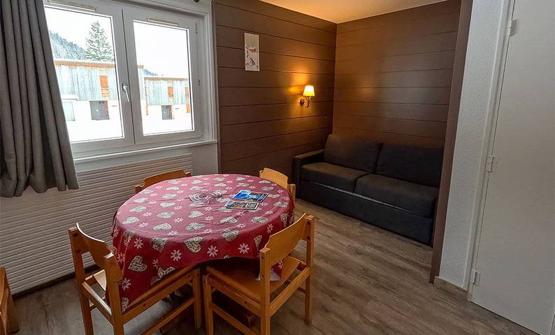 Gîte pour 4 personnes, avec piscine, animaux acceptés dans Lélex - Crozet - 3