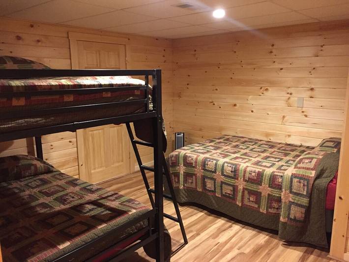 Vacation house for 10 people, with yard and terrace in White Mountain National Forest