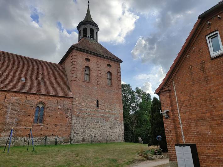 Ferienwohnung für 4 Personen, mit Garten in Neukalen - 2