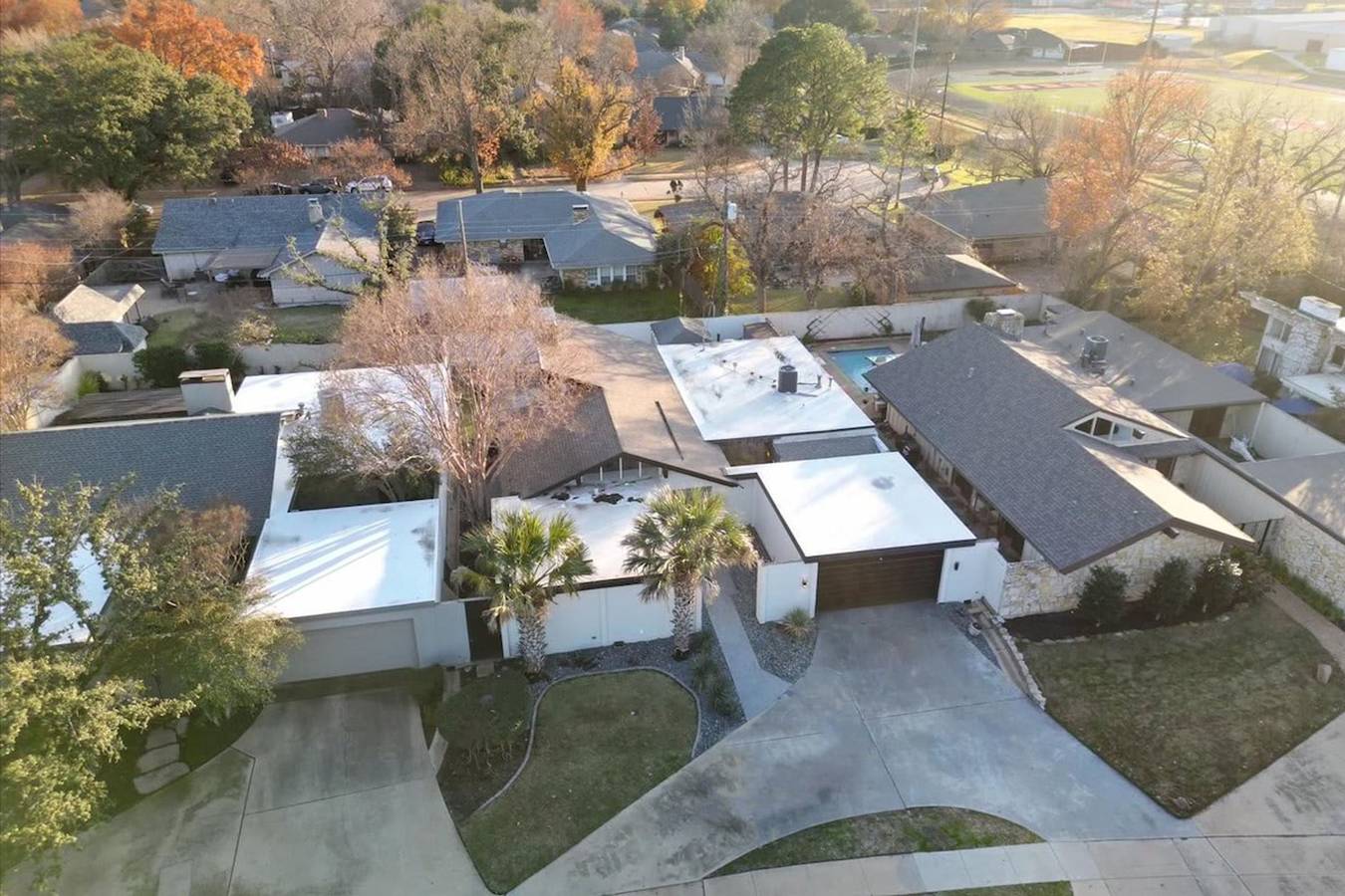 Majestic 4Br/2.5B Mini Golf, Pool, Billiard - 9 Guests in Irving, Dallas County