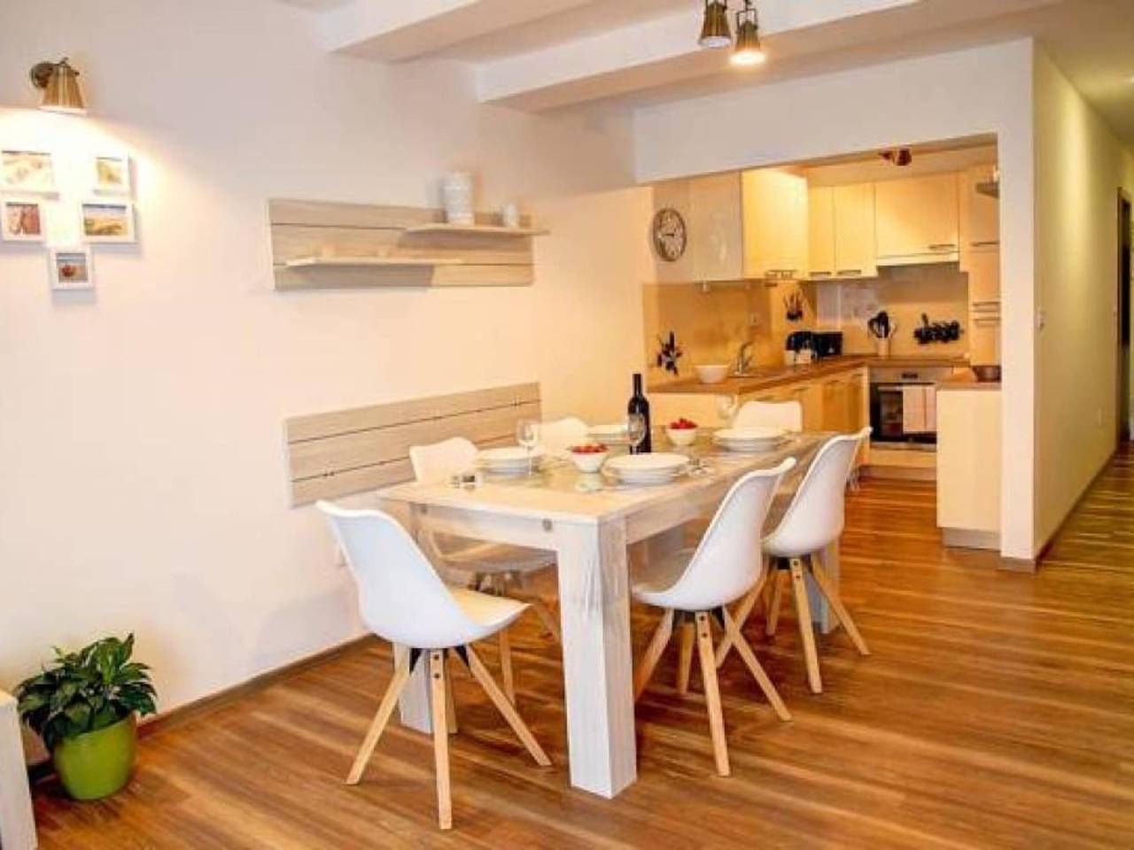 Appartamento intero, Stylish Retreat with Bbq and Modern Amenities near Terme - Three Bedroom Apartment in Rann (disambigua), Lower Styria