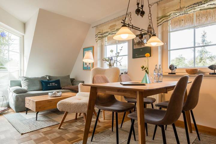 Ferienwohnung für 4 Personen, mit Balkon in Ahrenshoop - 2