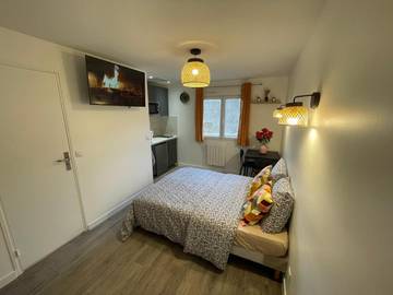 Gîte pour 2 personnes, avec vue et terrasse à Tremblay-en-France