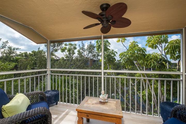 Vacation rental for 8 people, with pool and yard in Key Largo