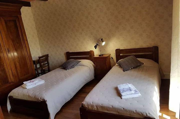 Location de vacances pour 4 personnes, avec jardin, animaux acceptés à Turenne - 3