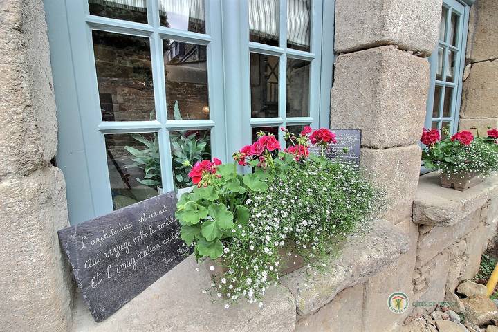 La Maison de Lisette in Tréguier, Costa de granito rosa