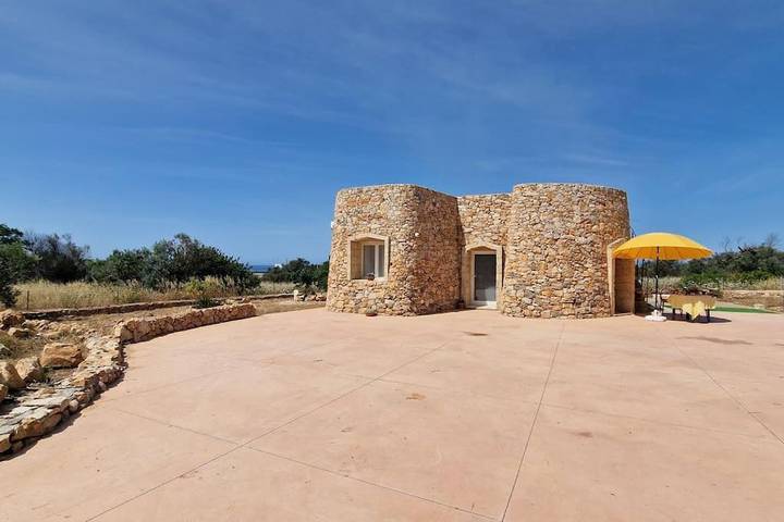 Location de vacances pour 5 personnes, avec Jardin à Nardò