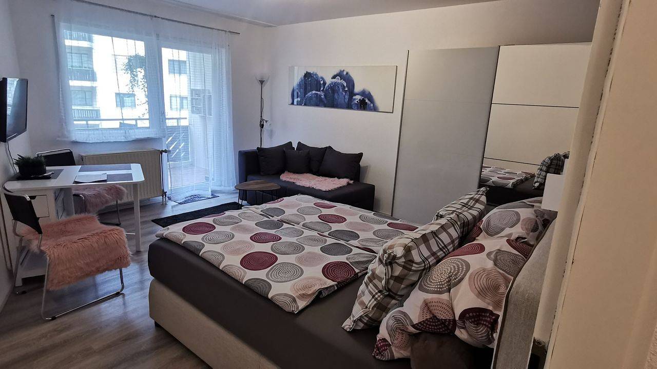 Ganze Ferienwohnung, Ferienwohnung für 2 Personen (30 m²) in Friedrichshafen in Friedrichshafen, Region Bodensee-Oberschwaben