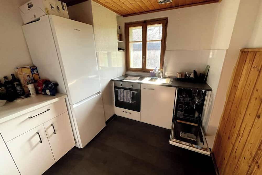 Ganze Wohnung, Chalet in the mountains, wooden interior, cosy, with a beautiful view in Evolène, Walliser Alpen
