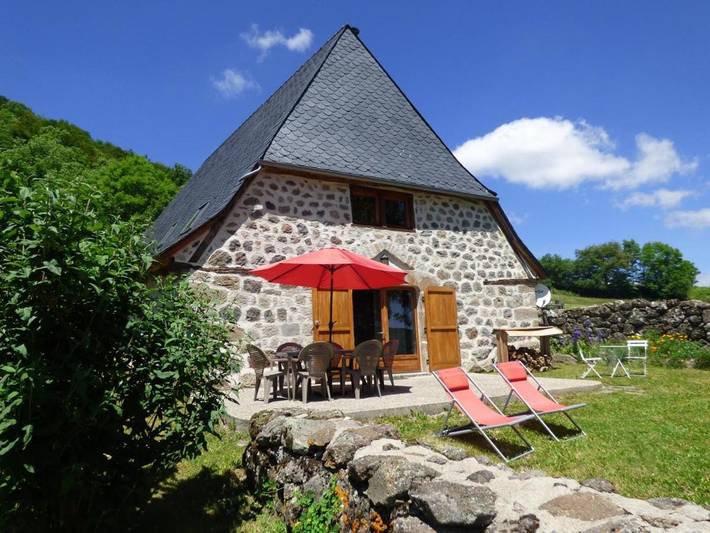 Location de vacances pour 5 personnes, avec Terrasse et Jardin à Badailhac