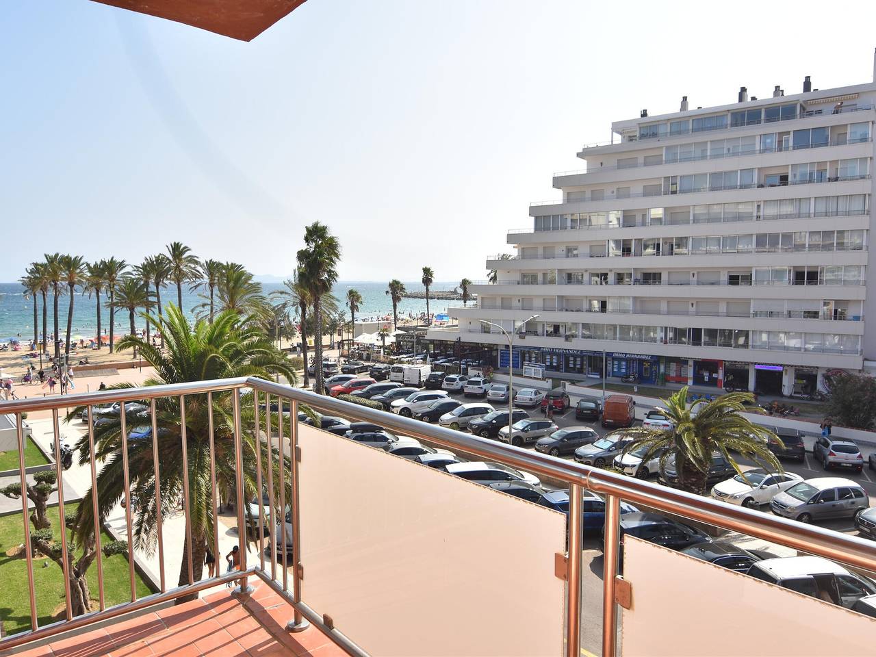 Apartamento entero, Apartamento con 3 dormitorios en Roses a 50m de la playa, terrazza y parking in Santa Margarida, Roses