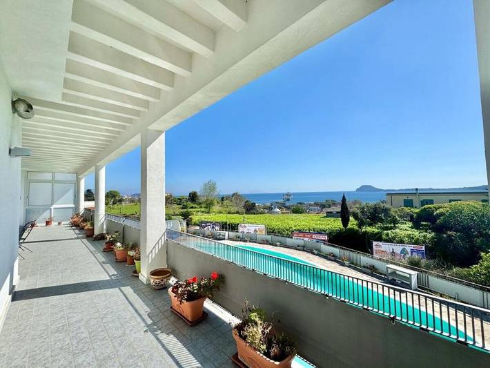 Appartamento vacanze per 6 persone, con idromassaggio e giardino - 1