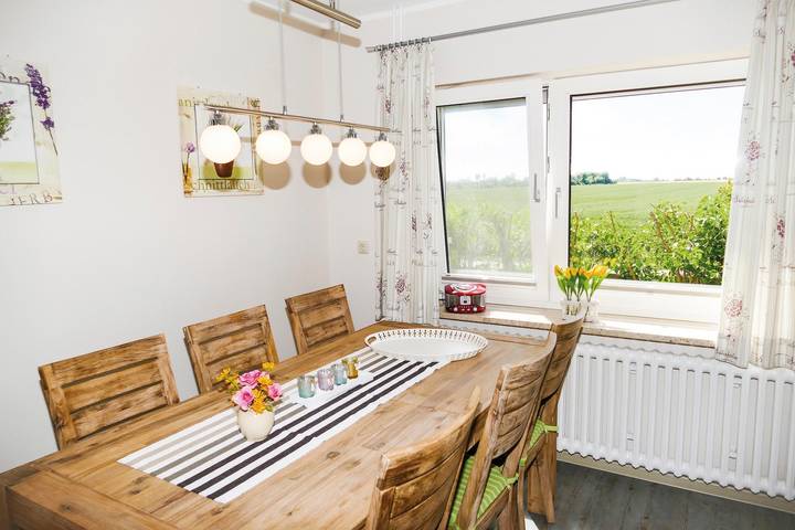 Ferienhaus für 7 Personen, mit Terrasse und Garten auf Fehmarn - 2