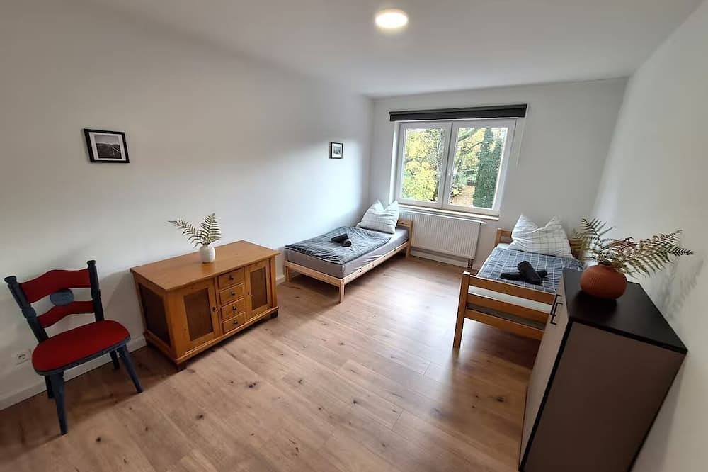 Ganze Wohnung, Apt.3: Voll ausgestattet 4 Schlafzimmer 8 Personen in Hagen, Ruhrgebiet