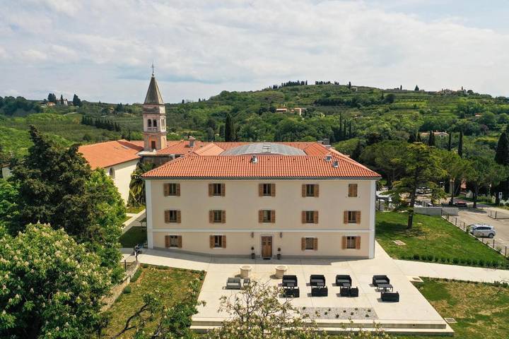 Hotel für 2 Personen, mit Terrasse und Ausblick - 1