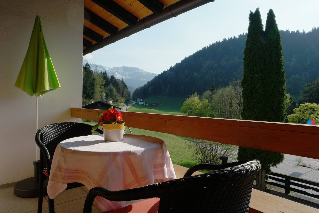Gästehaus Meisl - Doppelzimmer mit Dusche und Wc, Balkon in Göllstock, Berchtesgaden
