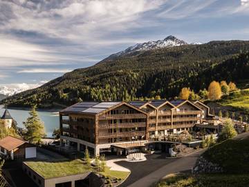 Hotel für 5 Personen in Reschen, Graun, Bild 1