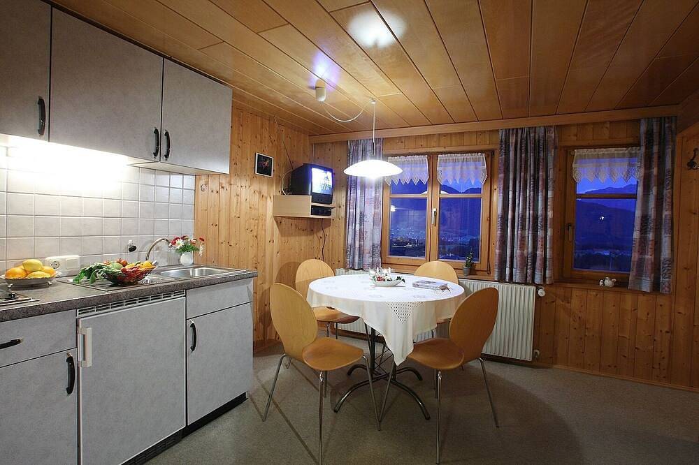 Gemütliches Appartement mit viel Holz und direktem Blick auf die Berge in Schwarzenberg, Bodensee-Vorarlberg