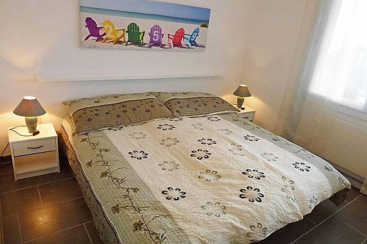 Hütte für 4 Personen, mit Terrasse, mit Haustier am Vierwaldstättersee - 2
