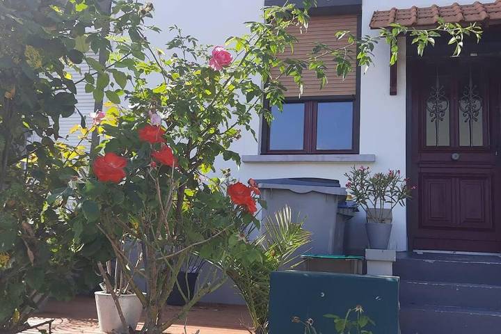 Location de vacances pour 6 personnes, avec jardin à Outreau