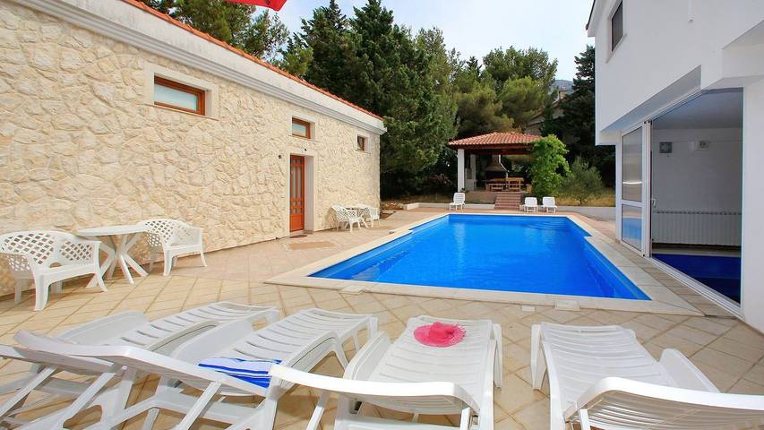 Ferienhaus für 21 Personen, mit Garten und Sauna sowie Pool, mit Haustier in Starigrad Paklenica - 2
