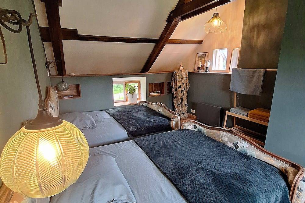 In the heart of the Calvados, near the D-day beaches, detached house with garden in Lison, Bayeux und Umgebung