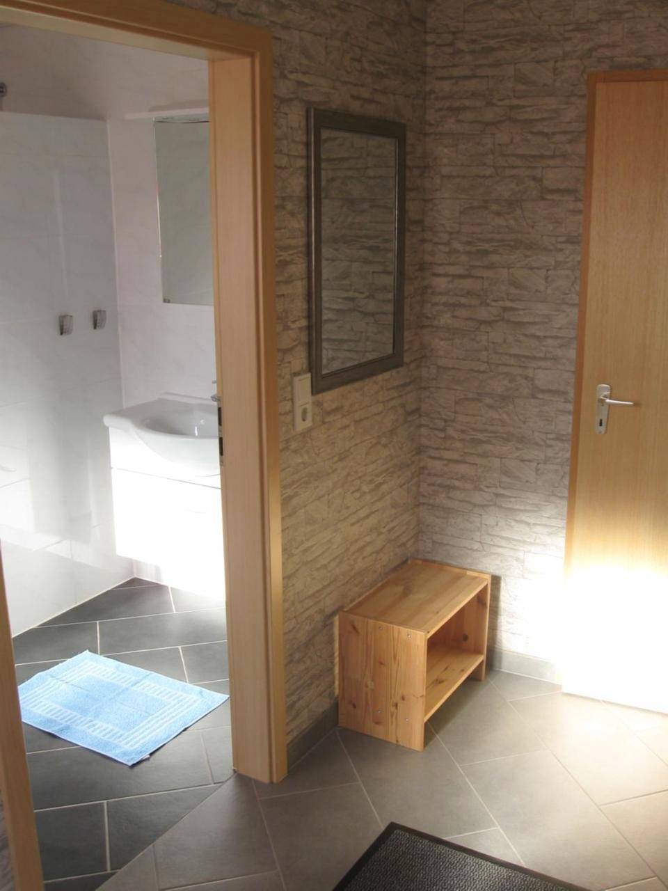 Ganze Wohnung, Apartment with Garden View in Bebra, Hessisches Bergland