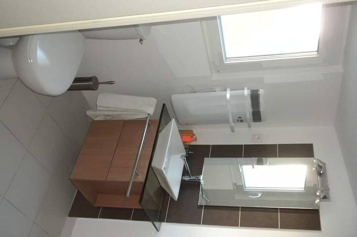 Location de vacances pour 2 personnes, avec jardin et terrasse à Lingreville - 4